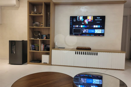 Apartamento à venda com 3 suítes em Indianópolis, São Paulo, SP