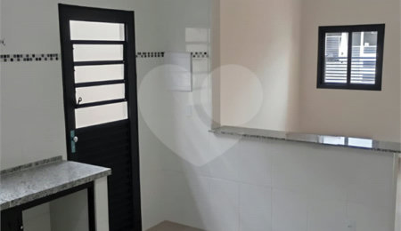 Sobrado à venda com 3 quartos, sendo 1 suíte,  em Bosque, Vinhedo, SP