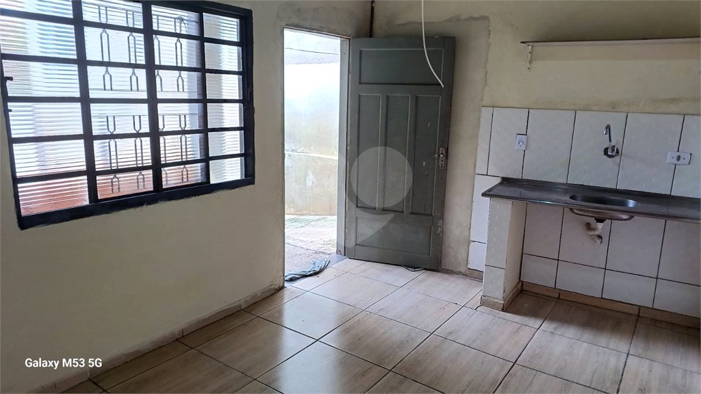 Casa à venda com 2 quartos, sendo 1 suíte, em Vila Belo Horizonte, Itapetininga, SP