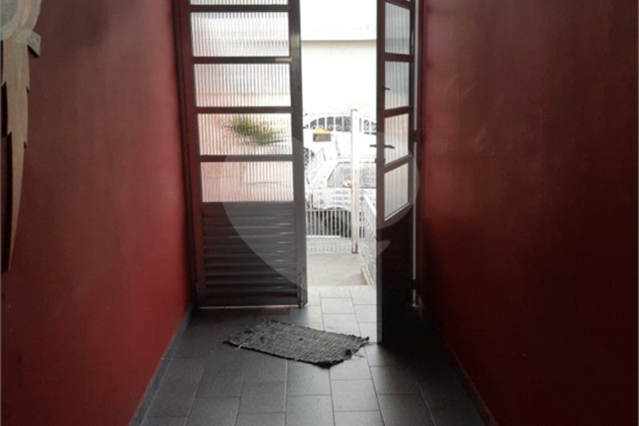 Sobrado à venda com 3 quartos, sendo 1 suíte, em Jardim Cachoeira, São Paulo, SP