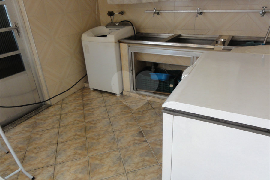 Sobrado à venda com 6 quartos, sendo 4 suítes, em Tremembé, São Paulo, SP