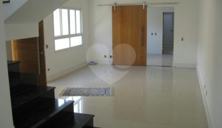 Sobrado à venda com 3 suítes em Vila Rosália, Guarulhos, SP