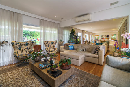 Casa à venda com 5 suítes em Jardim Morumbi, São Paulo, SP