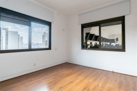 Duplex à venda com 6 quartos, sendo 4 suítes, em Alto de Pinheiros, São Paulo, SP