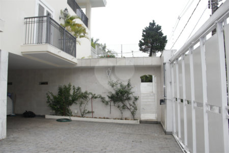 Casa à venda ou para alugar com 5 suítes em Jardim Leonor, São Paulo, SP
