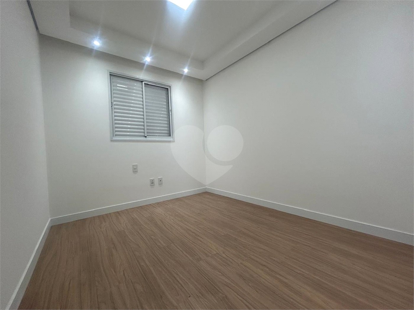 Apartamento à venda com 2 quartos, sendo 1 suíte, em Jardim Piratininga, Sorocaba, SP