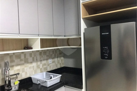 Casa à venda com 2 quartos, sendo 1 suíte, no condomínio Residencial Jardim, Sorocaba - SP