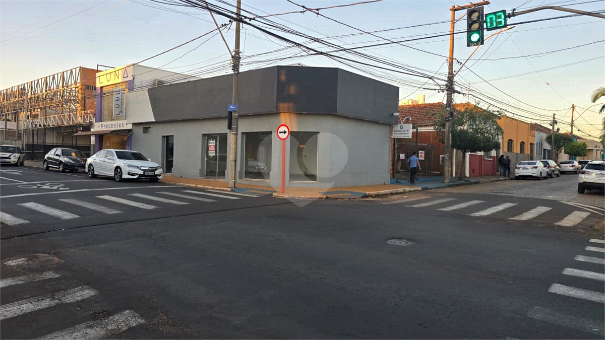 Salão para alugar no Centro, Araraquara, SP