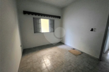 Casa Térrea à venda Jd. Nova São Carlos, 2 dormitórios