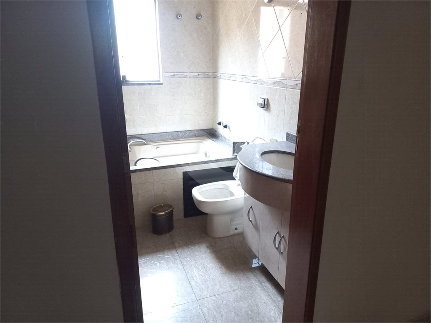 Sobrado à venda com 3 quartos, sendo 2 suítes, em Parada Inglesa, São Paulo, SP