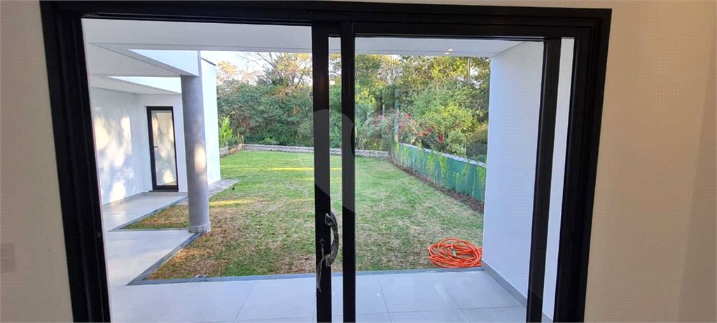 Casa à venda com 3 suítes no condomínio Reserva dos Vinhedos, Louveira - SP