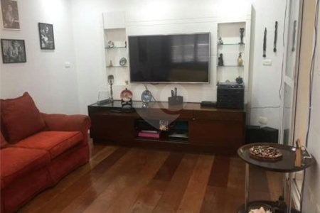 Casa à venda com 4 quartos, sendo 3 suítes, no condomínio Residencial Nova Cantareira, São Paulo - SP
