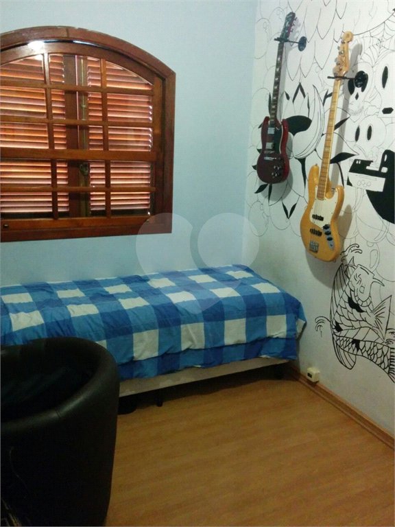 Sobrado à venda com 3 quartos, sendo 1 suíte, em Jardim Virginia Bianca, São Paulo, SP