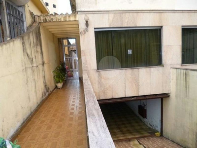 Sobrado à venda com 3 quartos, sendo 1 suíte,  em Santana, São Paulo, SP