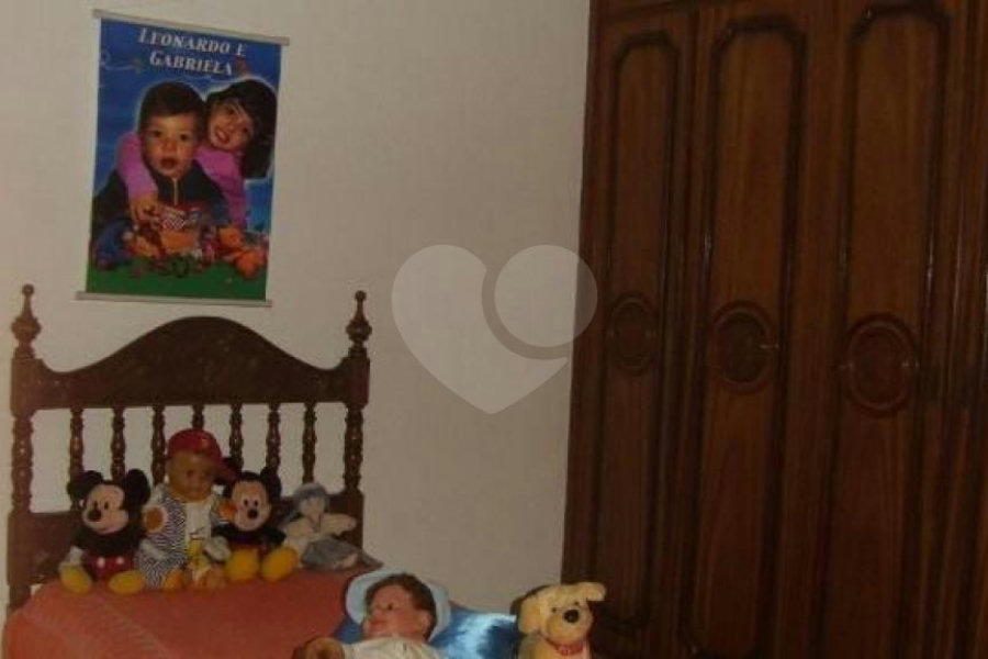 Casa Térrea à venda com 3 quartos, sendo 1 suíte, em Vila Albertina, São Paulo, SP