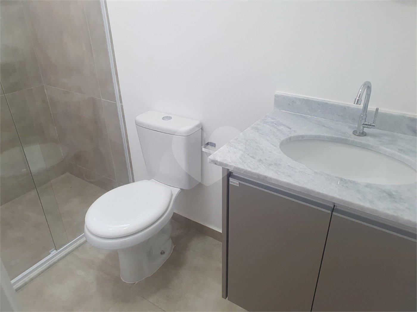 Casa de Vila à venda com 3 quartos, sendo 1 suíte,  em João Xxiii, Vinhedo, SP
