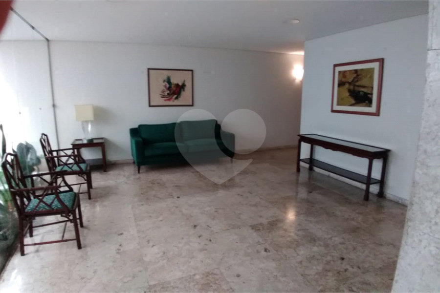 Apartamento à venda com 3 quartos, sendo 1 suíte, em Pinheiros, São Paulo, SP
