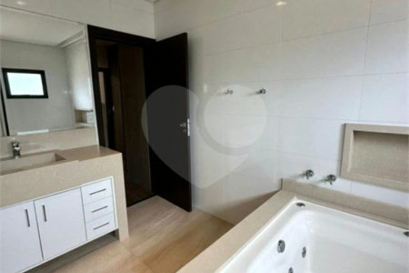 Casa à venda com 3 suítes no condomínio Amstalden Residence, Indaiatuba - SP