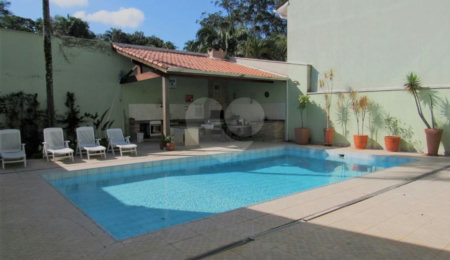 Casa à venda com 4 suítes em Alto da Boa Vista, São Paulo, SP