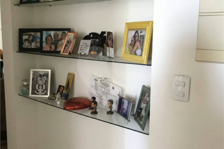 Apartamento à venda com 3 quartos, sendo 1 suíte, em Parque Residencial Aquarius, São José dos Campos, SP