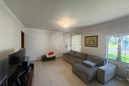 Casa à venda com 4 suítes no condomínio Granja Olga II, Sorocaba - SP