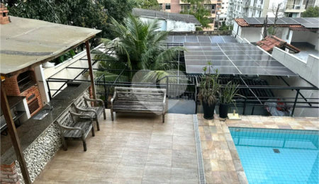 Casa à venda com 5 quartos, sendo 4 suítes,  em Tijuca, Rio de Janeiro, RJ
