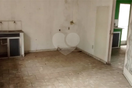 Casa Térrea à venda com 3 quartos em Tomazinho, São João de Meriti, RJ