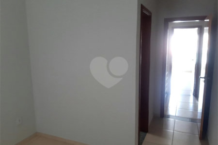 Sobrado à venda com 2 suítes em Jardim Nely, Indaiatuba, SP