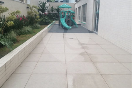 Apartamento à venda com 2 quartos em Vila Mazzei, São Paulo, SP