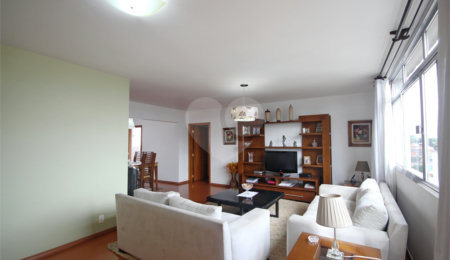 Apartamento à venda com 3 quartos, sendo 1 suíte, em Alto da Lapa, São Paulo, SP