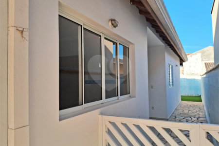 Casa para alugar com 3 quartos, sendo 1 suíte,  em João XXIII, Vinhedo, SP