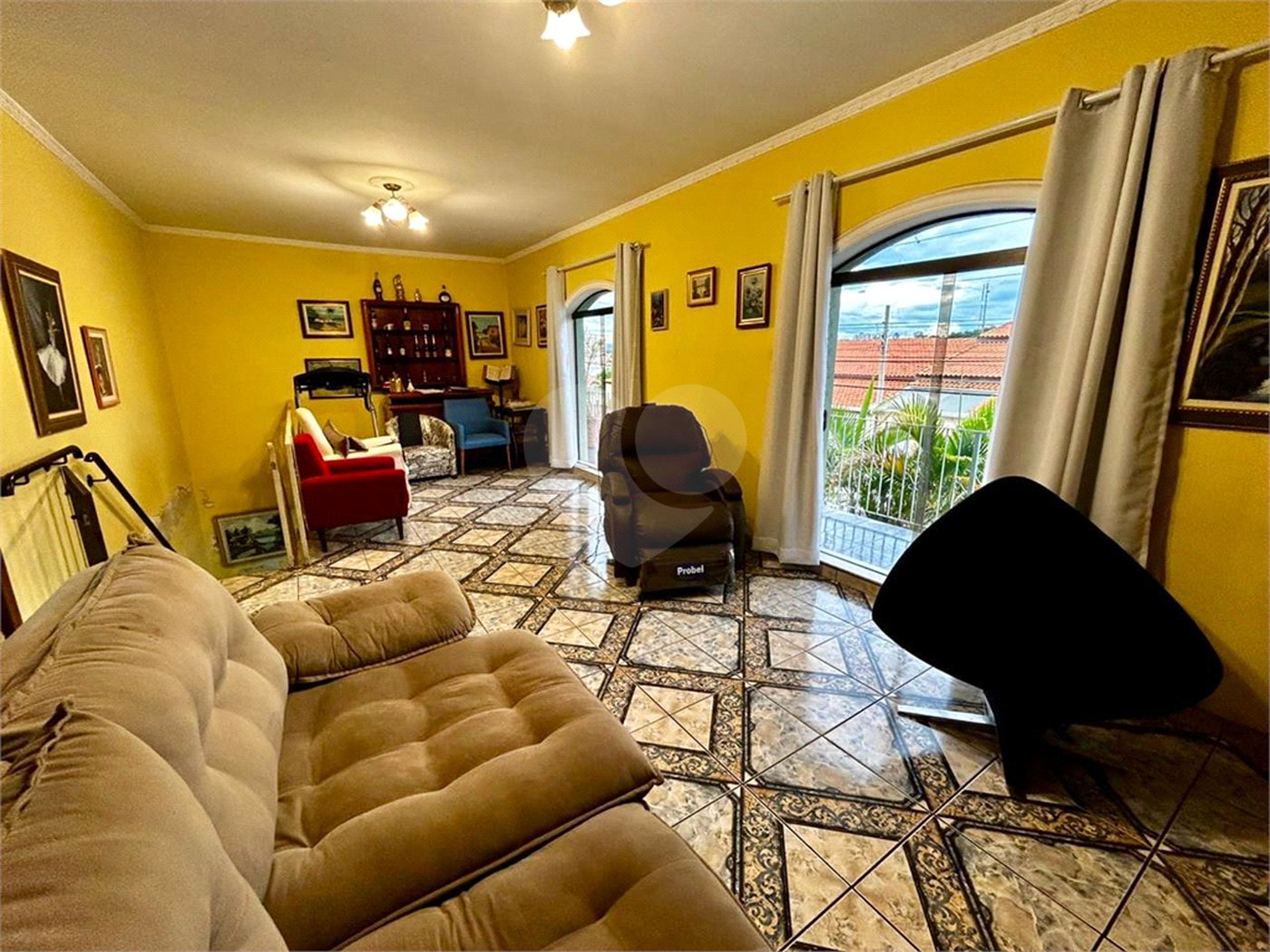 Casa à venda com 3 quartos, sendo 1 suíte, em Jardim Europa, Sorocaba, SP