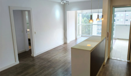 Apartamento à venda com 2 quartos, sendo 1 suíte,  em Vila Andrade, São Paulo, SP