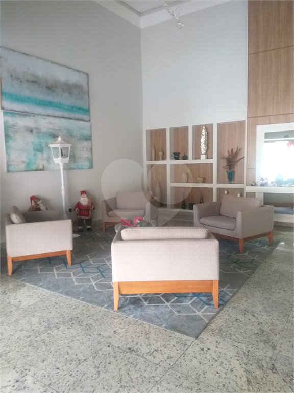 Apartamento à venda com 2 suítes em Guilhermina, Praia Grande, SP