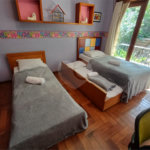 Casa à venda com 4 quartos, sendo 2 suítes, no condomínio Champs Elysees Village, Mairiporã - SP