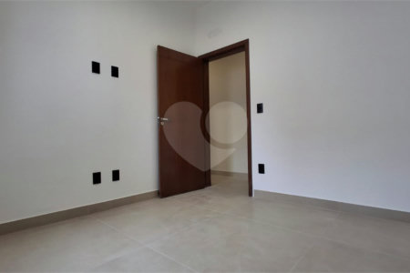 Casa à venda com 3 quartos, sendo 1 suíte, no condomínio Reserva Ipanema, Sorocaba - SP