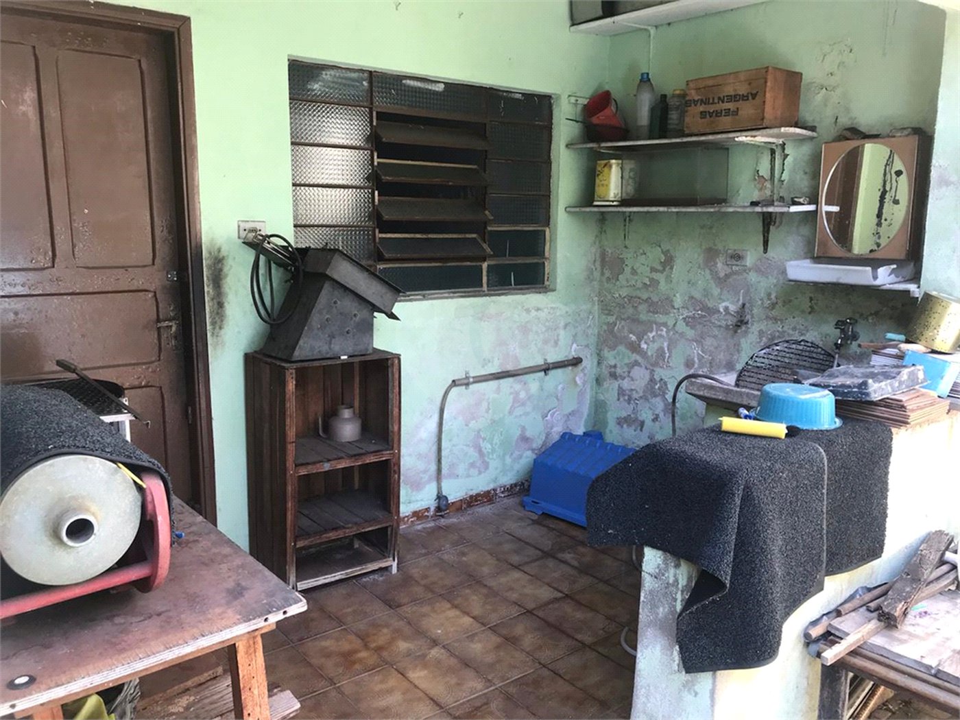 Casa à venda com 2 quartos em Vila Vitório Mazzei, São Paulo, SP