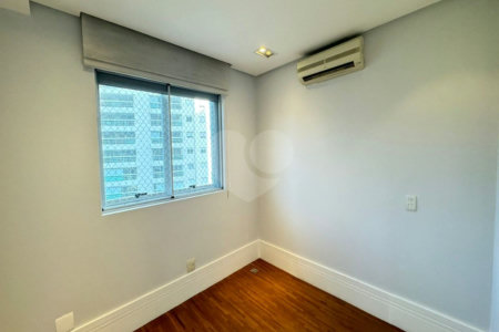 Apartamento à venda com 2 quartos, sendo 1 suíte, em Parque do Morumbi, São Paulo, SP