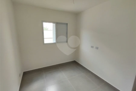 Apartamento à venda com 2 quartos em Vila Vitório Mazzei, São Paulo, SP