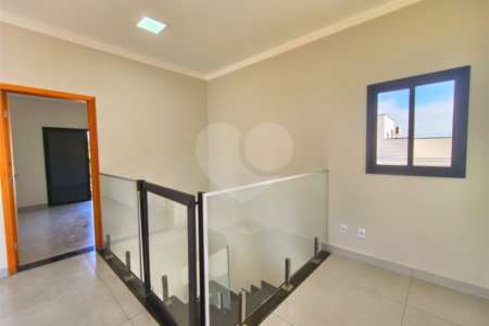 Casa à venda com 3 quartos, sendo 1 suíte, no condomínio Terras de São Francisco, Sorocaba - SP