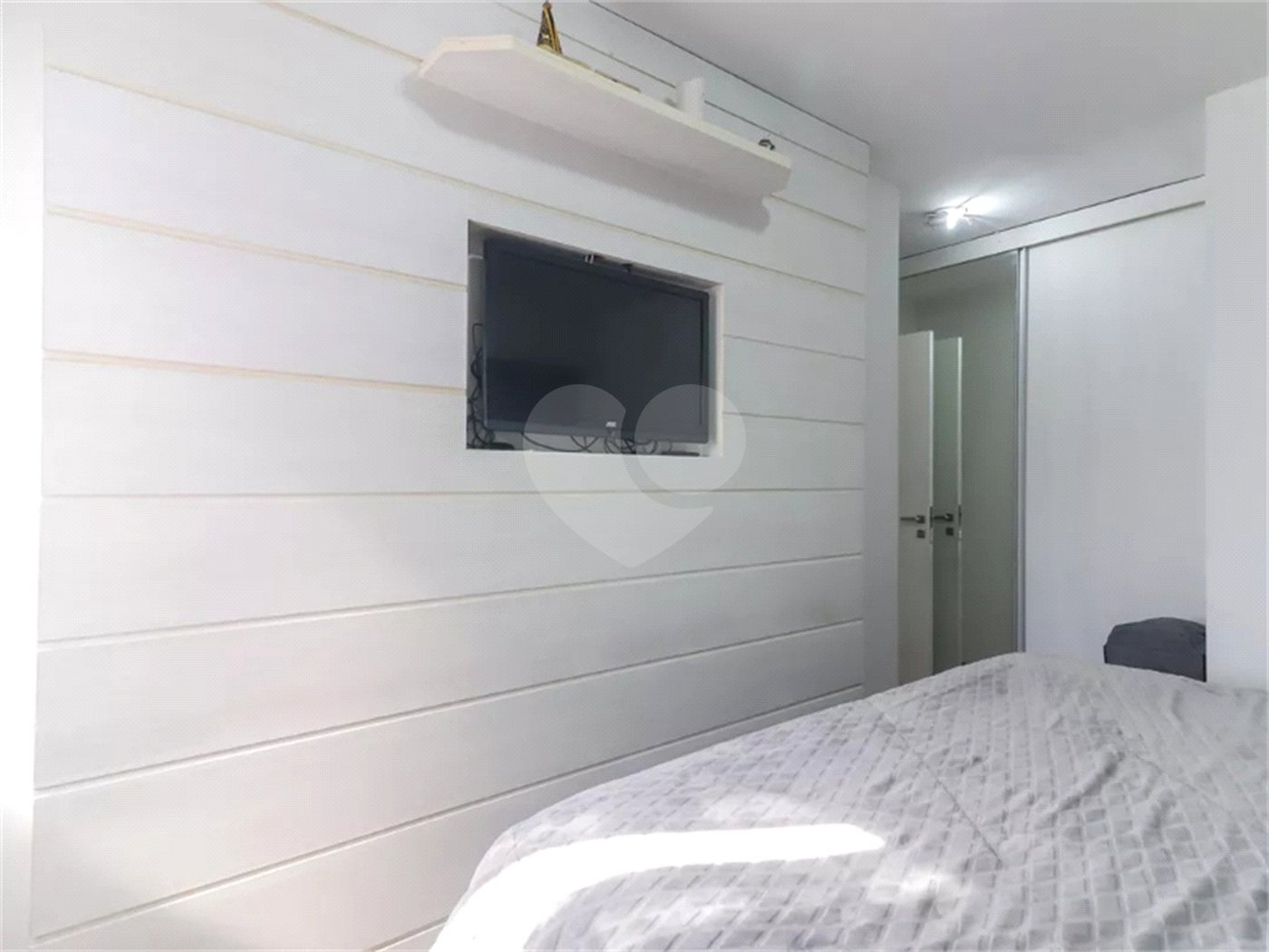 Apartamento à venda com 3 quartos, sendo 1 suíte, em Vila Polopoli, São Paulo, SP