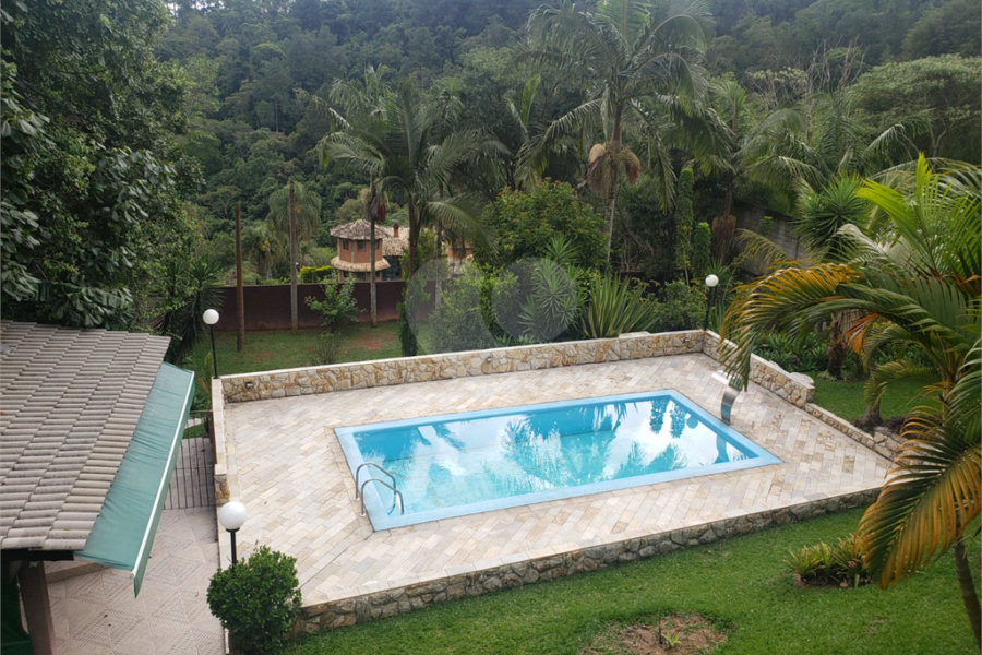 Casa à venda com 3 suítes no condomínio Alpes da Cantareira, Mairiporã - SP