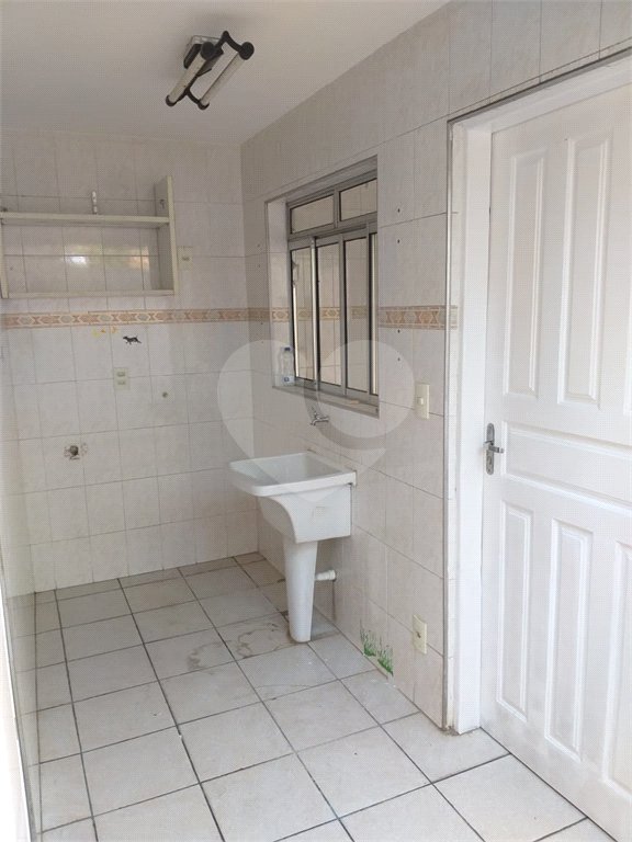 Sobrado à venda com 3 quartos, sendo 1 suíte, em Vila Mazzei, São Paulo, SP