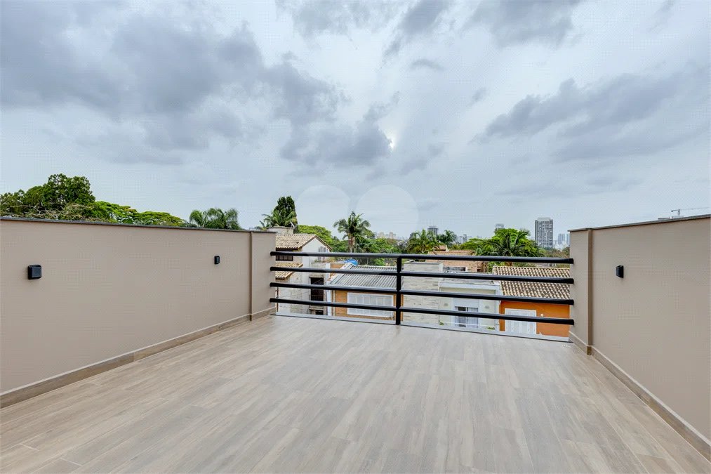 Casa de Vila à venda com 2 suítes em Alto da Boa Vista, São Paulo, SP