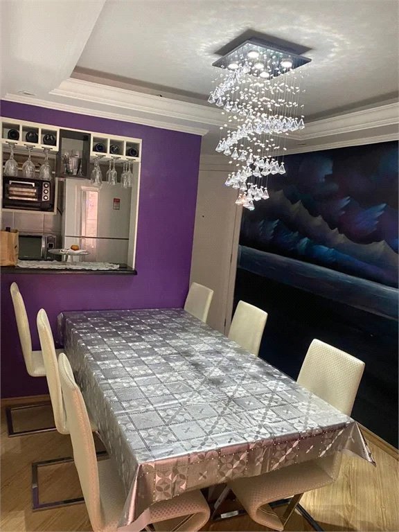 Apartamento à venda com 3 quartos em Vila Suzana, São Paulo, SP