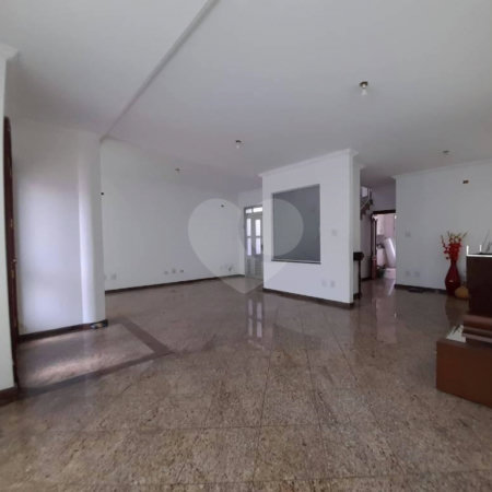 Sobrado à venda com 5 quartos em Jardim São Paulo(zona Norte), São Paulo, SP
