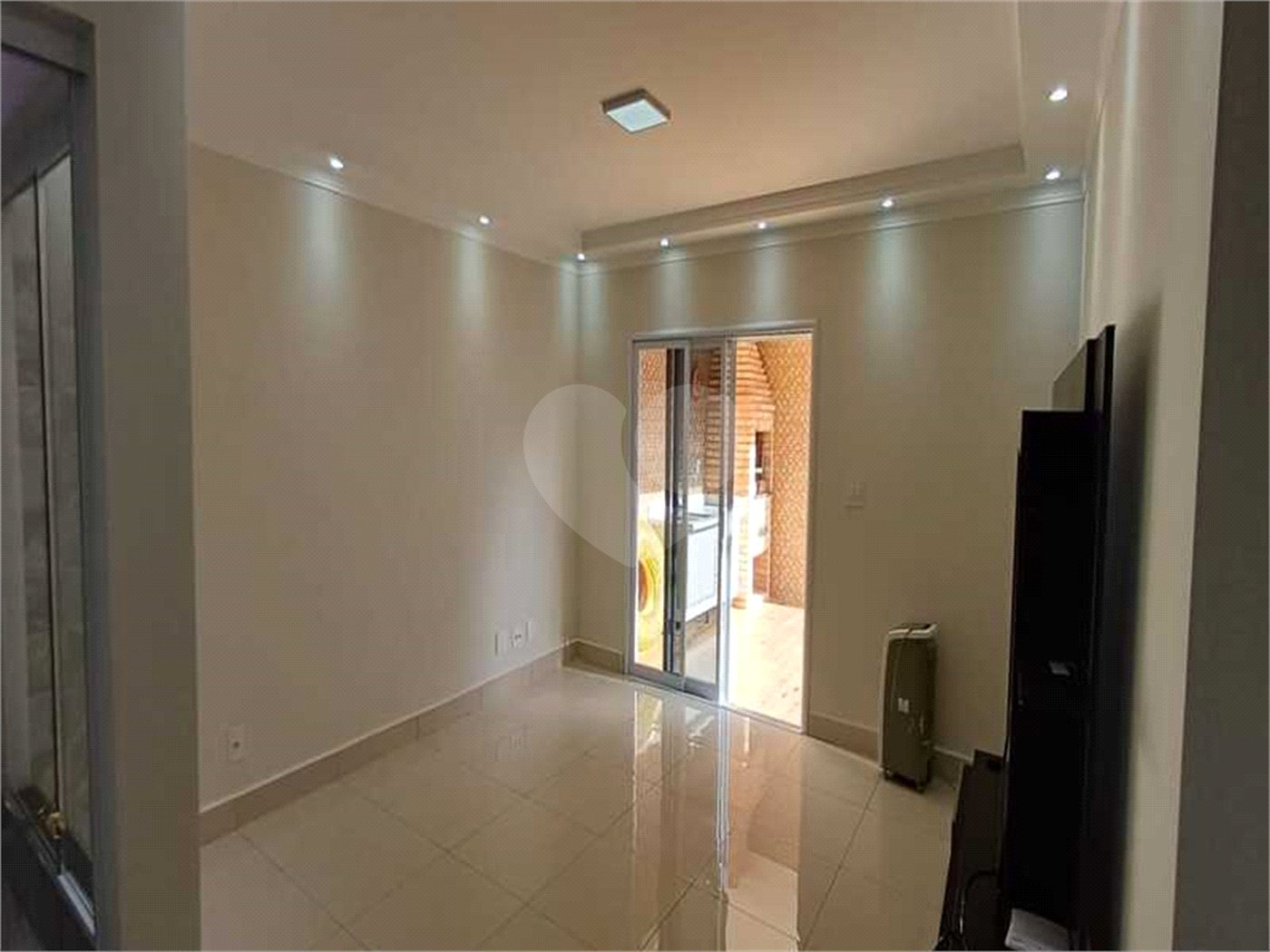 Sobrado à venda com 3 suítes em Residencial Monte Verde, Indaiatuba, SP
