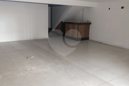 Casa à venda com 3 quartos em Grajaú, Rio de Janeiro, RJ