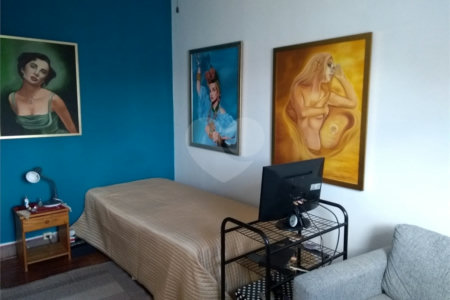 Sobrado à venda com 4 quartos, sendo 1 suíte, em Indianópolis, São Paulo, SP