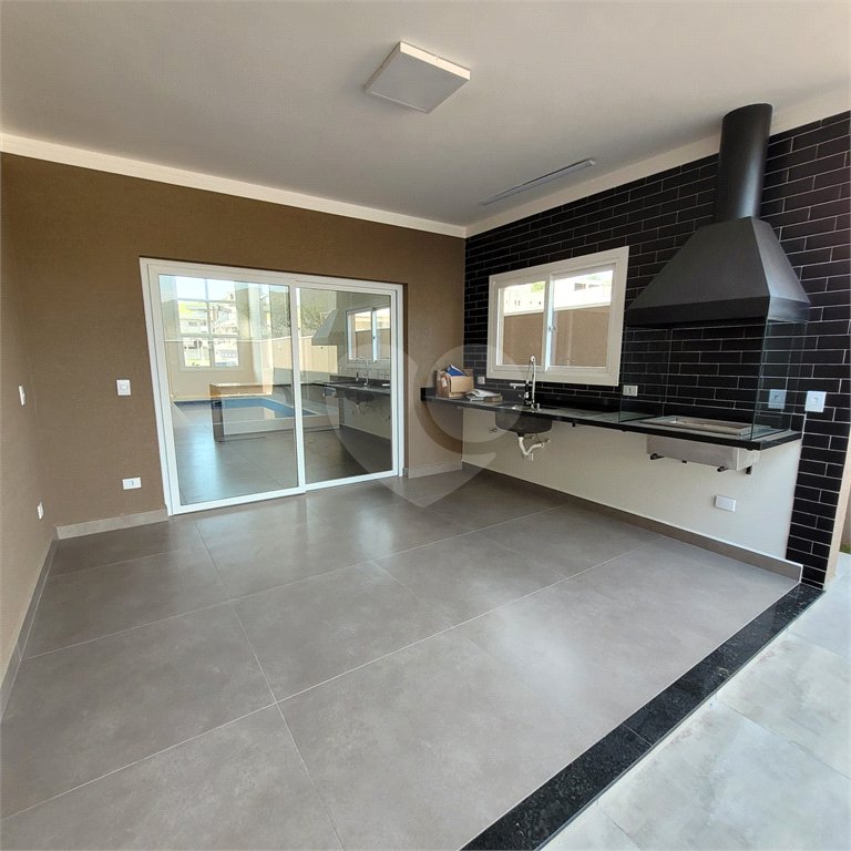 Casa Térrea à venda com 3 suítes em Loteamento Greenfield, Atibaia, SP